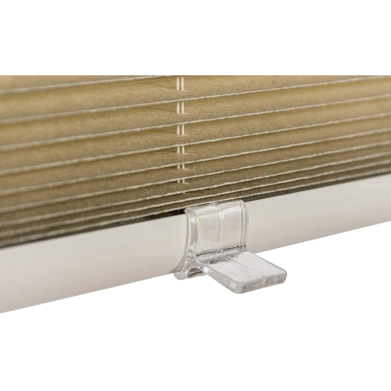 Plisségardin utan borrning för insyns- och solskydd i hemmet