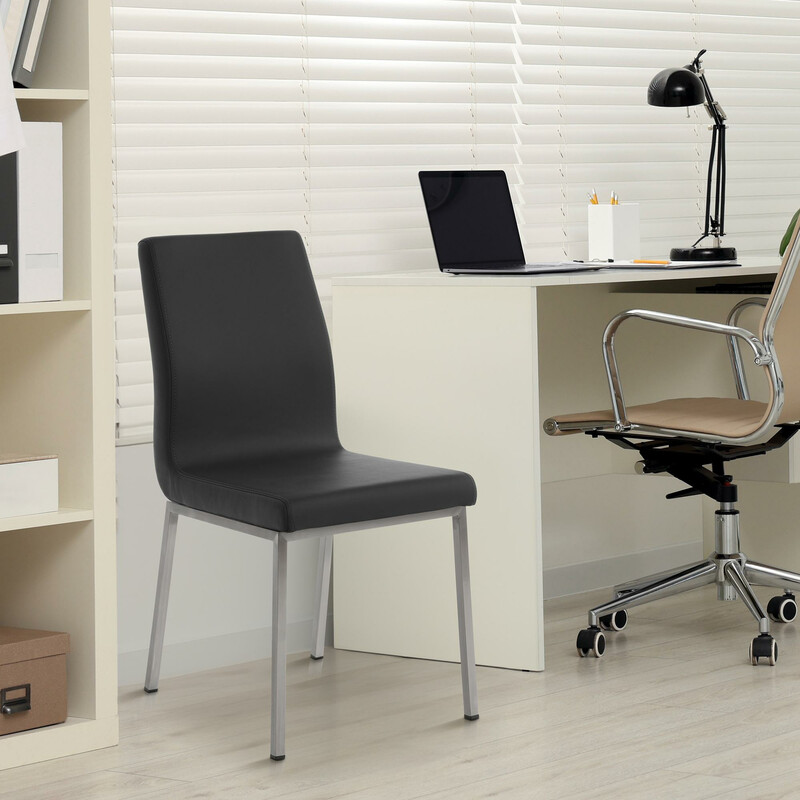 Elegant modern matstol i konstläder med stålben