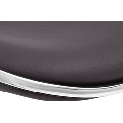 Elegant och bekväm barstol i konstläder med höjdjustering