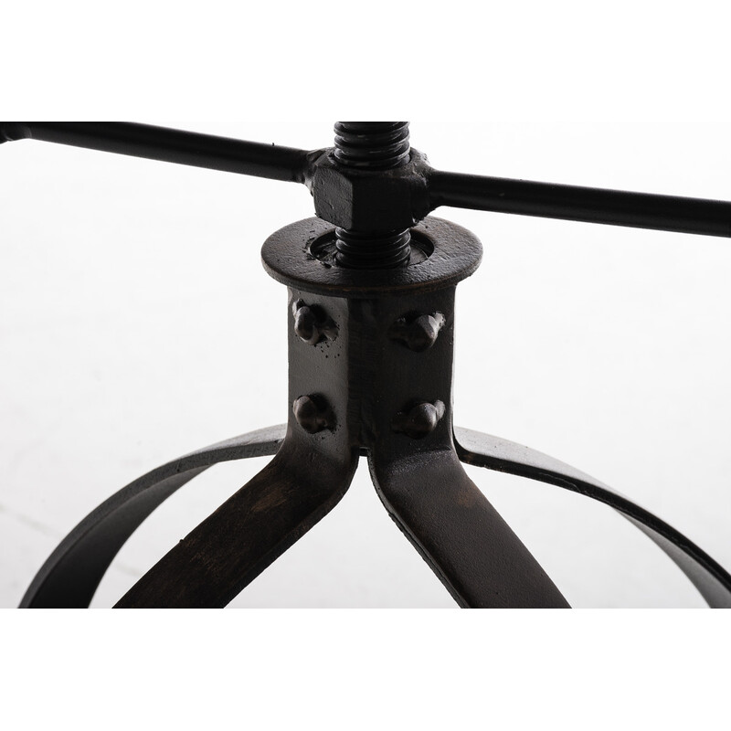 Justerbart ståbord i trä och stål för elegant inredning