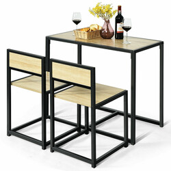 Matgrupp i trä och metall med bord och två stolar