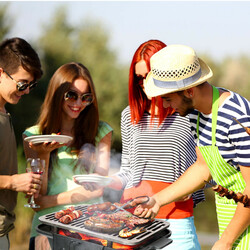 Kompakt och hållbar kolgrill i gjutjärn för picknick