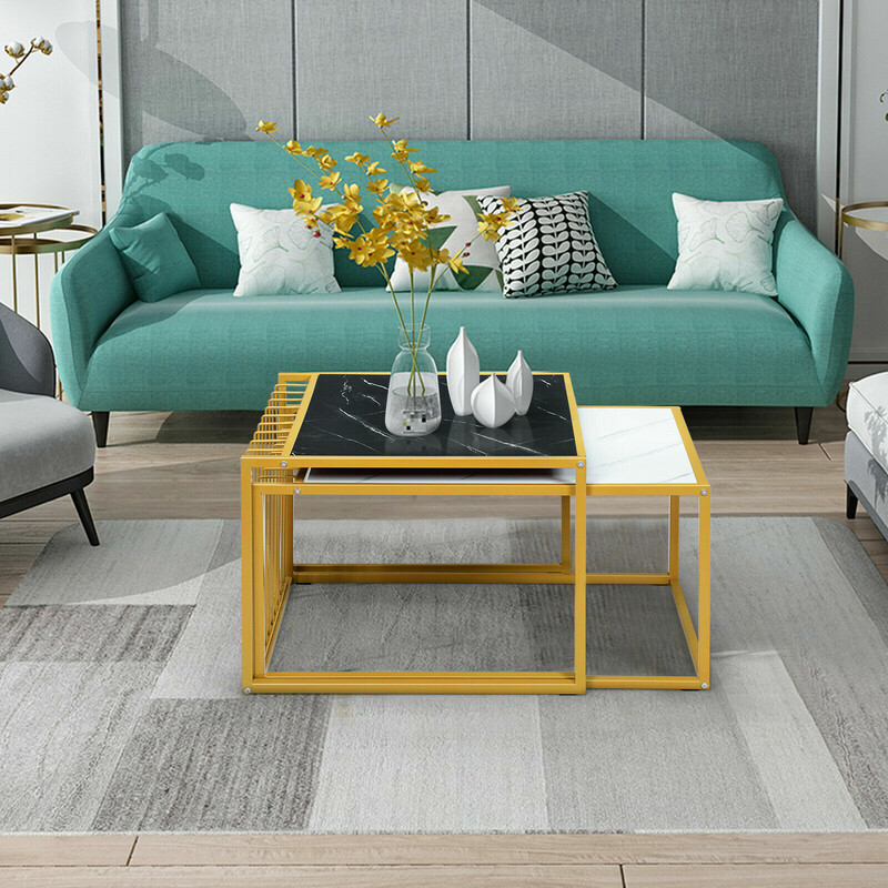 Modernt bordsset i marmorlook med stapelbar design