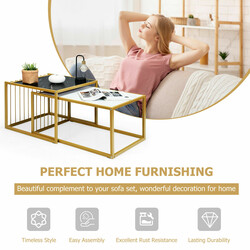 Modernt bordsset i marmorlook med stapelbar design