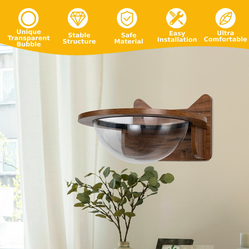 Väggmonterad kattbädd med transparent kupol och trämaterial