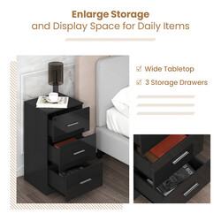 Svart sängbord med 3 lådor och metallhandtag