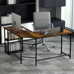 L-format skrivbord med hyllor i brunt och svart