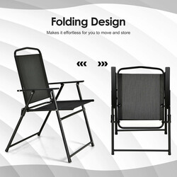 Sexdelat terrassmöbelset med bord, stolar och parasoll