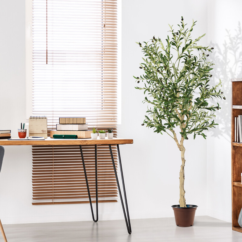 Två konstgjorda olivträd med 1296 löv och 72 oliver, 182 cm höga