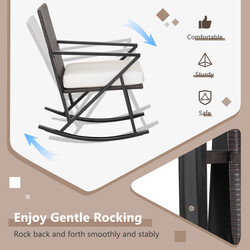 Tredelat trädgårdsmöbelset med handvävda gungstolar och stabilt soffbord i rotting