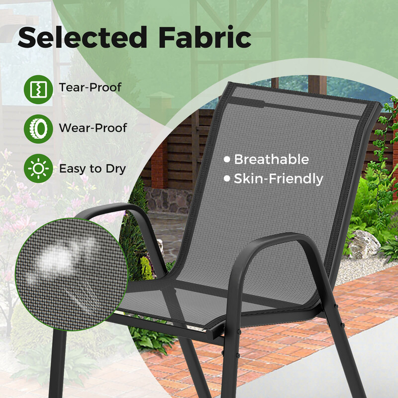 Balkongmöbelset i grått med bistrobord och två stapelbara stolar för utomhusbruk