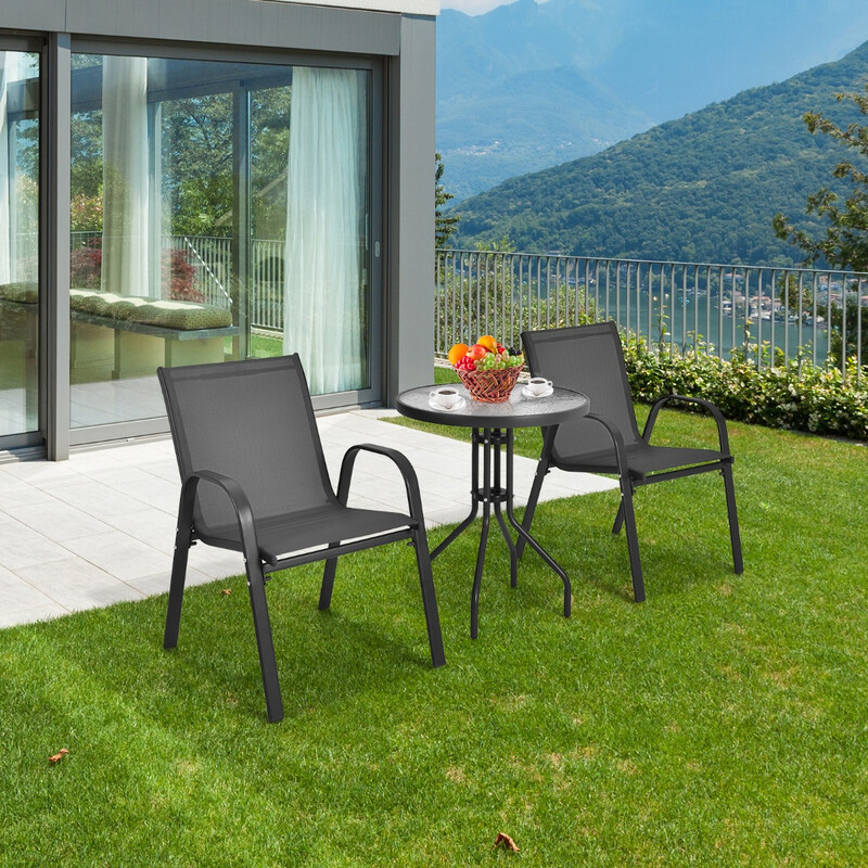 Balkongmöbelset i grått med bistrobord och två stapelbara stolar för utomhusbruk