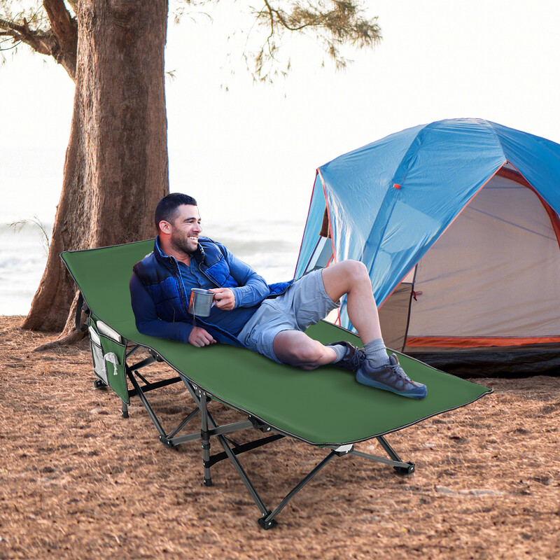 Strapazierfähig grön campingsäng med huvudstöd och bärväska för utomhusaktiviteter