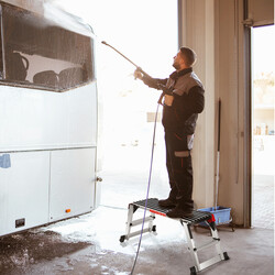 Vikbar arbetsplattform i aluminium med halkskyddsmattor, 126 x 52,5 x 49,5 cm, silver