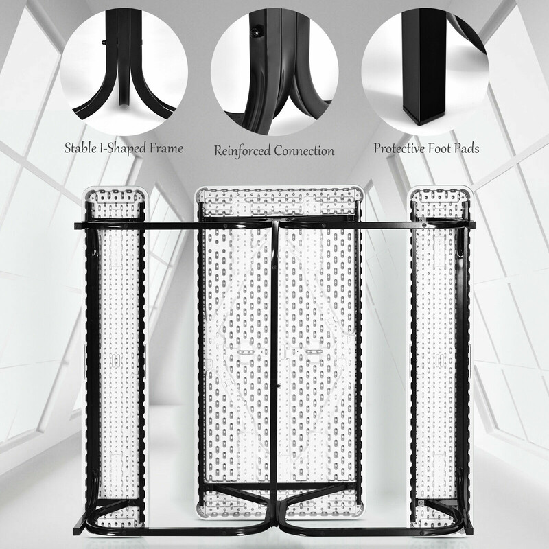 Picknickbord med två bänkar i vit HDPE och metallram för utomhusbruk