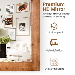 Rektangulär väggspegel med träram och metallfäste rustik design 76 x 56 cm brun