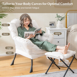 Fåtölj med fotpall och armstöd samt sidoficka och fotstöd i beige