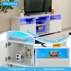 Tv-bänk med LED-belysning och justerbara glashyllor för modern inredning