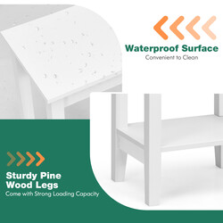 Högt sidobord i trä med två nivåer och vit finish