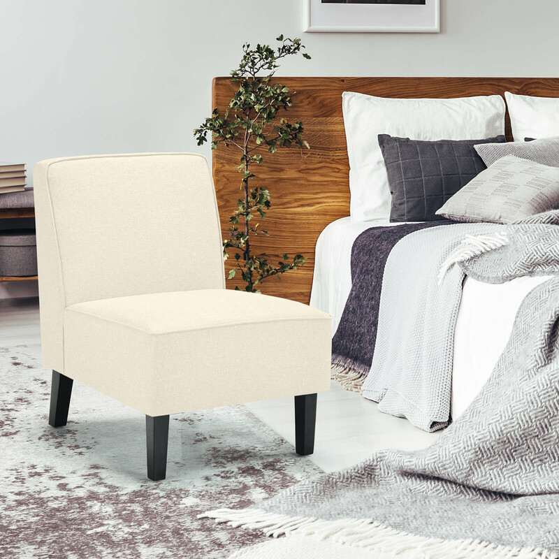 Bekväm beige fåtölj med ryggstöd och träben, ergonomisk design, maxbelastning 150 kg
