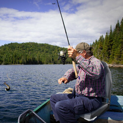 2-pack hopfällbara båtsäten med hög rygg och tjock skumgummidyna svart