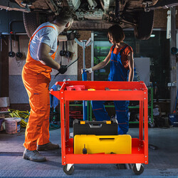 Röd tvåvånings metallvagn med hjul och handtag för verktyg och förvaring