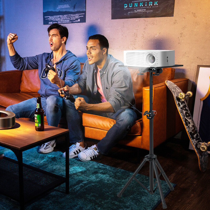 svart metallkonstruktion