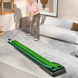 Golfträningsmatta med automatisk bollretur och två hål för precisionsövning