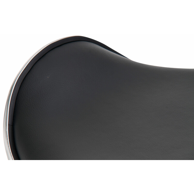 Eleganta justerbara barstolar i konstläder med kromad ram