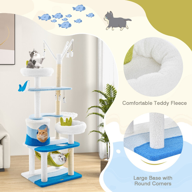 Klösträd med marint tema och sisalstolpar, kattkoja, sittplatser och hängmatta i blått