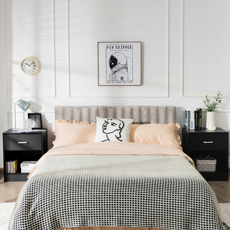 Modernt svart sängbord med låda och öppen hylla för sovrum eller vardagsrum