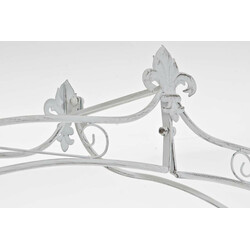 Elegant rosenbåge i pulverlackerat järn för klätterväxter