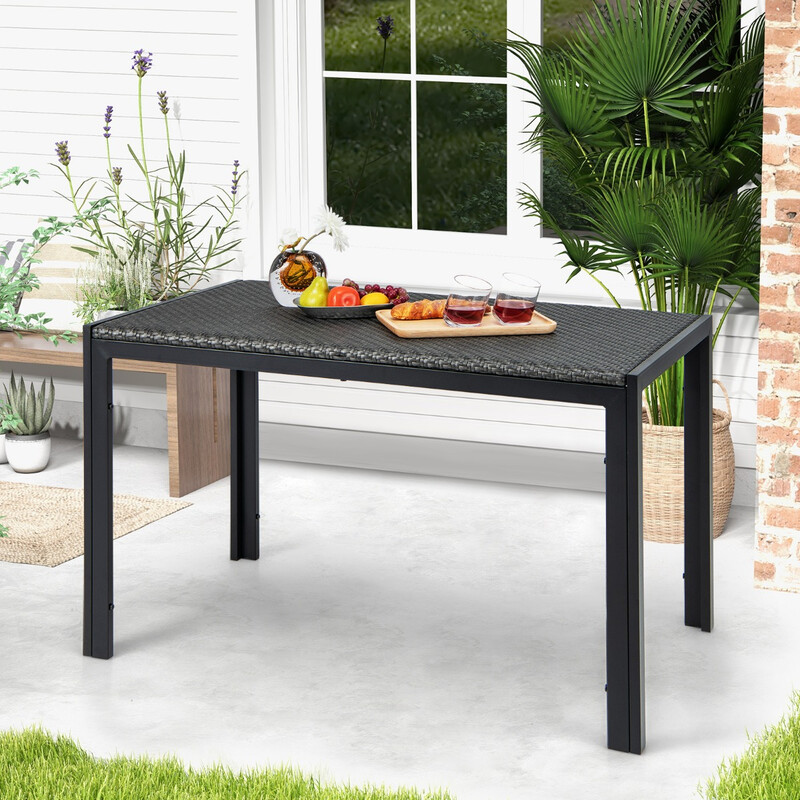 Rektangulärt rottingbord för utomhusbruk, plats för 4-6 personer, brun, 120 x 71 x 72 cm