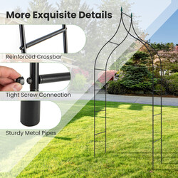 Metallisk trädgårdsbåge i gotisk stil med rosengaller för utomhusbruk