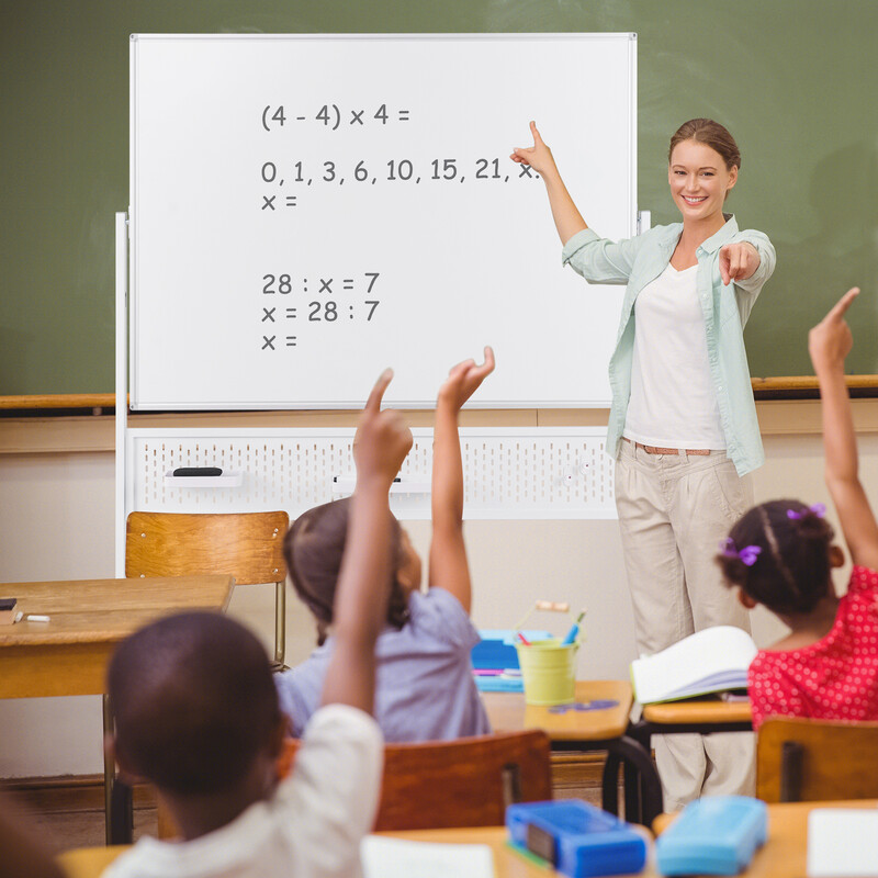 Dubbelsidig mobil whiteboard med justerbar höjd och magnetisk yta 120 x 90 cm