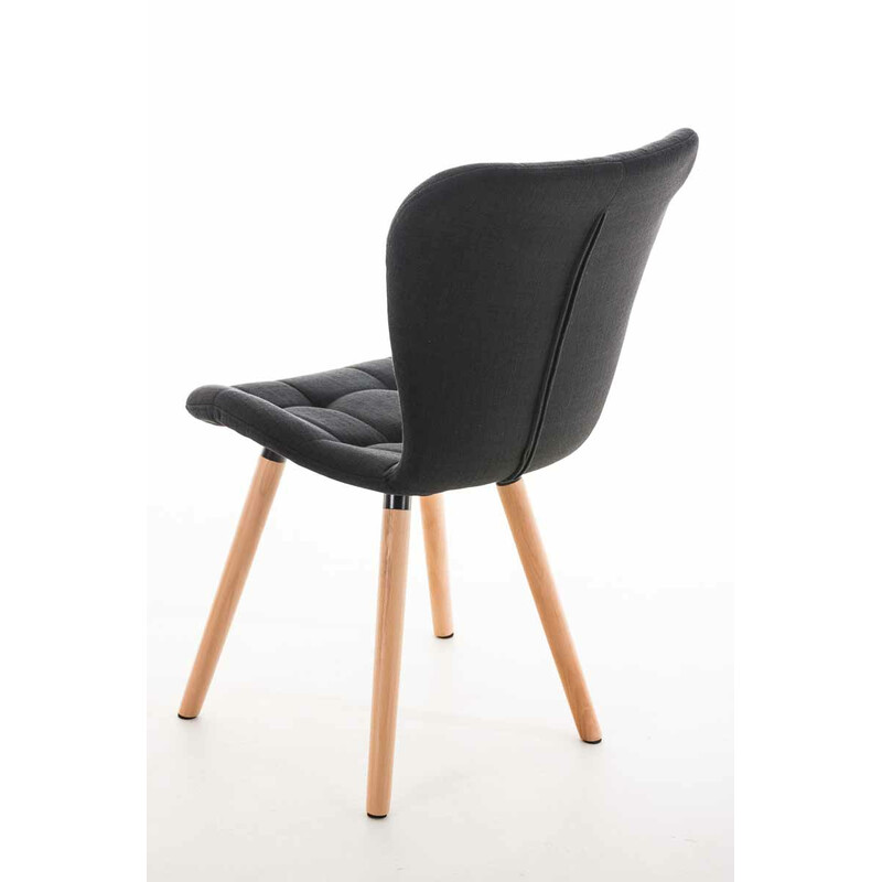 Modern bekväm matstol med quiltat sitsöverdrag