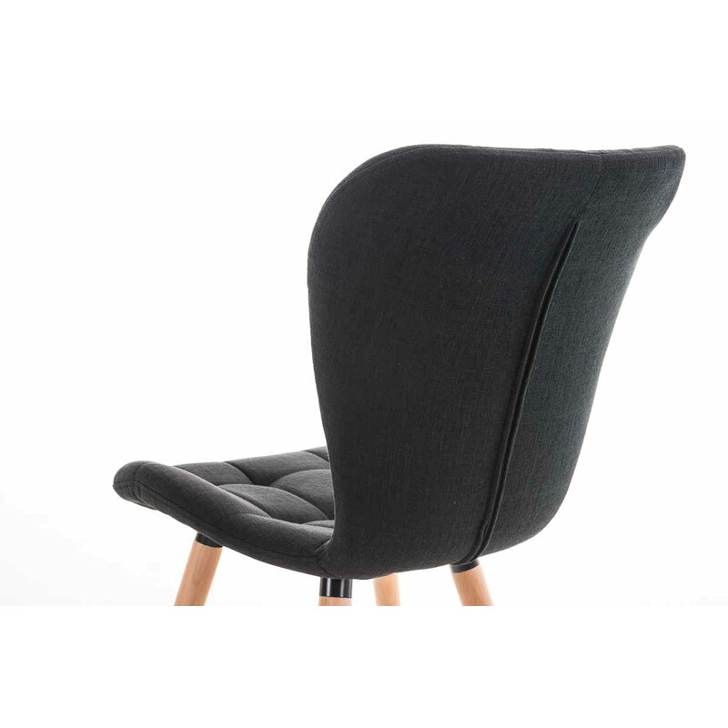 Modern bekväm matstol med quiltat sitsöverdrag