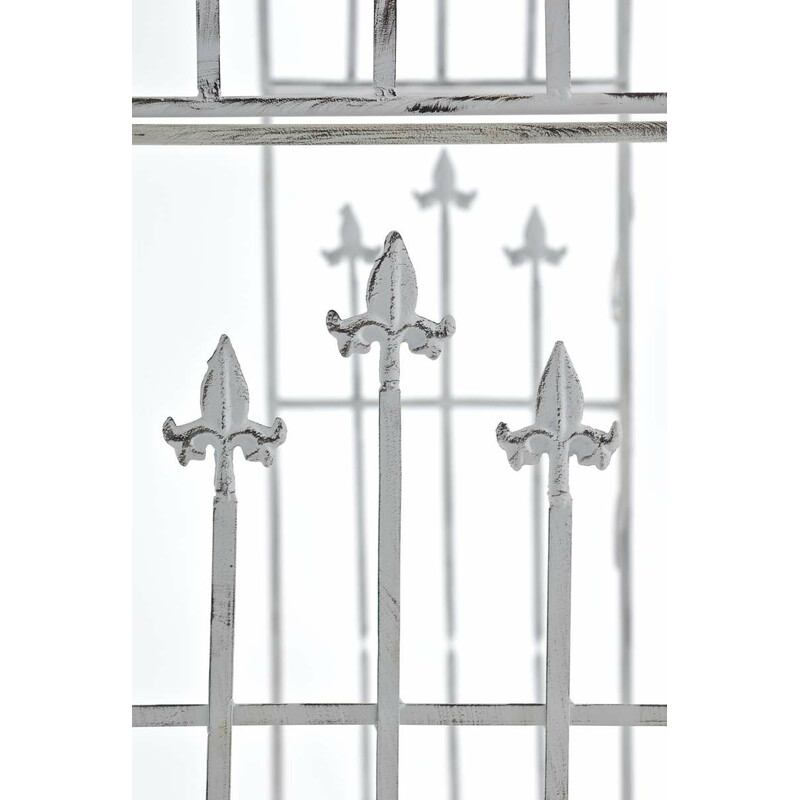 Elegant handgjord rosenbåge i pulverlackerat järn för trädgården