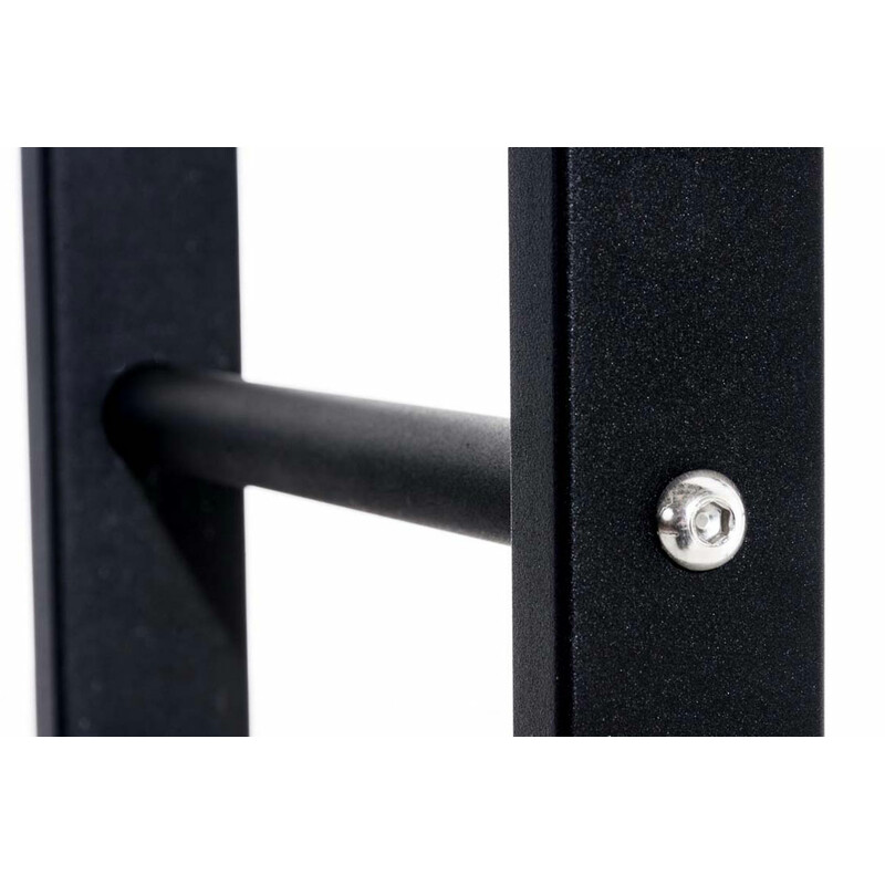 Elegant handtillverkad vedställning i högkvalitativt järn för inomhusbruk