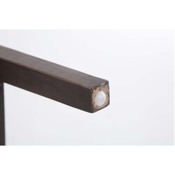 Stilren barstol i gummiträ med klädd sits och ryggstöd