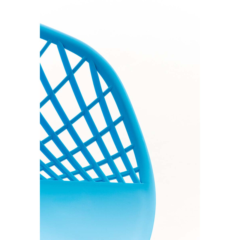 Elegant retro besöksstol med bekväm sits och stabil konstruktion