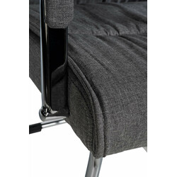 Elegant ergonomisk besöksstol med kromad metallram